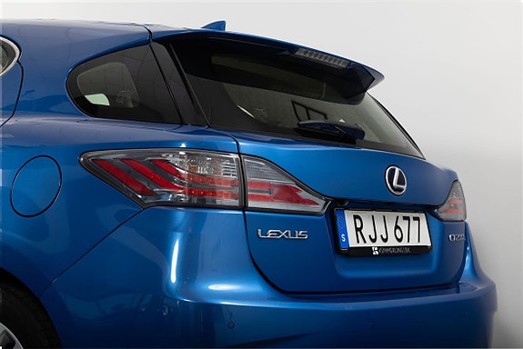 Lexus CT200h 7 of 21