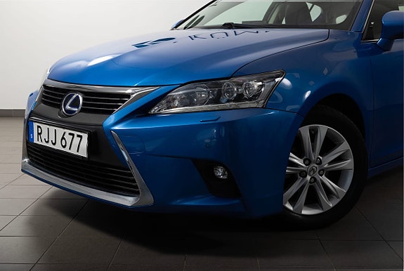Lexus CT200h 10 of 21