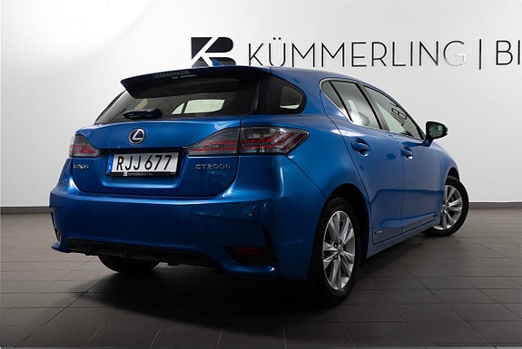 Lexus CT200h 12 of 21