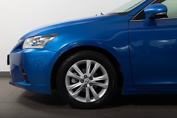 Lexus CT200h 4 of 21