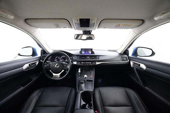 Lexus CT200h 13 of 21