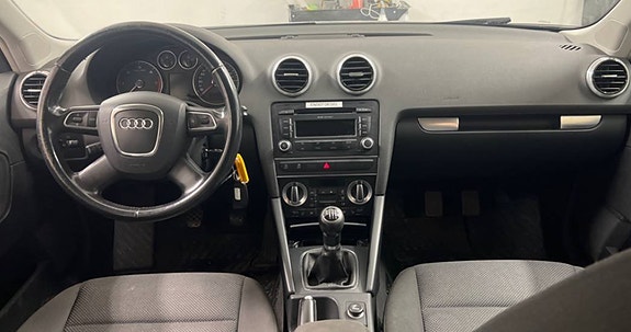 Audi A3 3 of 14