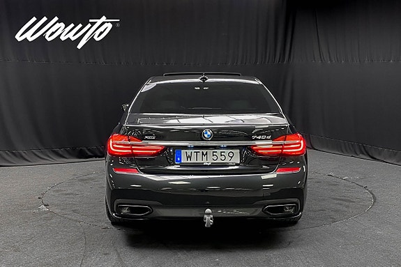 BMW 740d 6 of 26