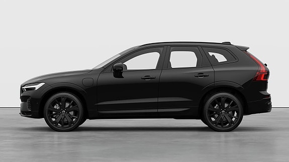 Volvo XC60 8 of 30