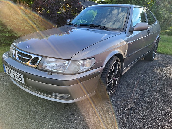 Saab 9-3 2 of 4