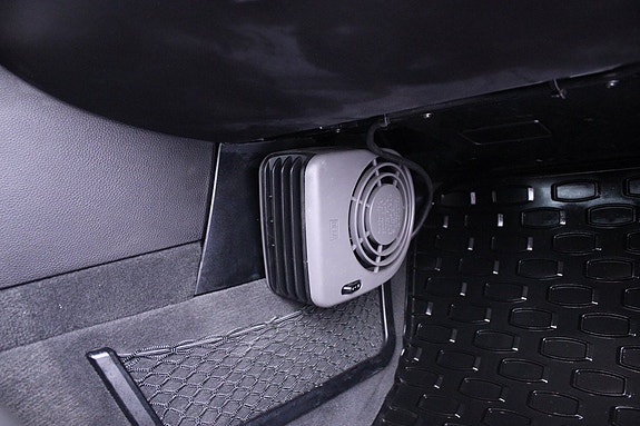 BMW 530i 11 of 29