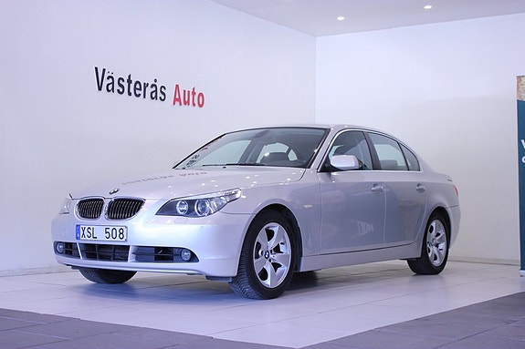BMW 530i 2 of 5