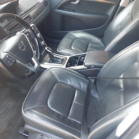 Volvo V70 5 of 5