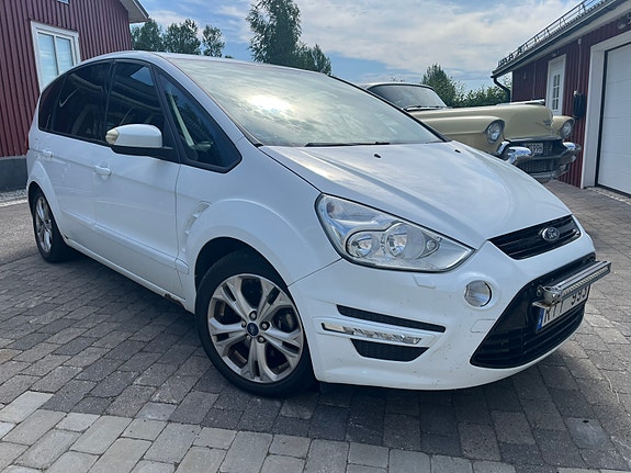 Ford S-MAX 2 of 5
