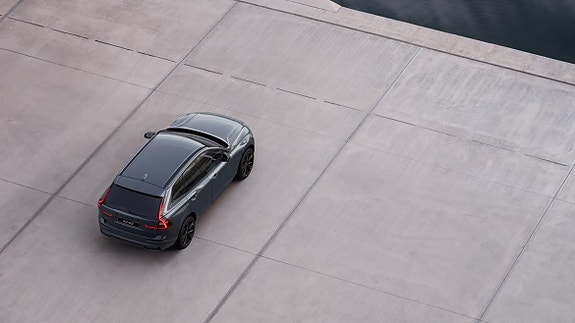 Volvo XC60 12 of 30