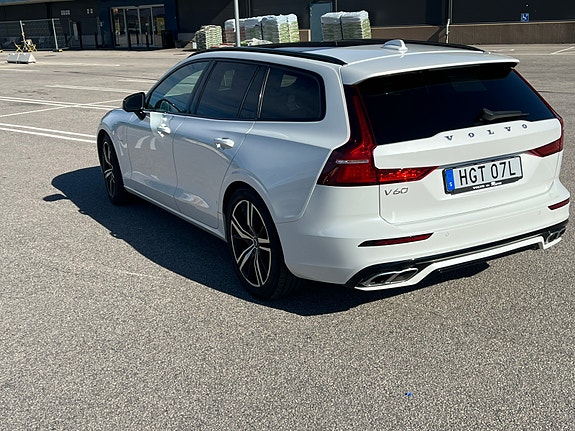 Volvo V60 5 of 5