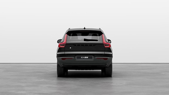 Volvo EX40 4 of 5