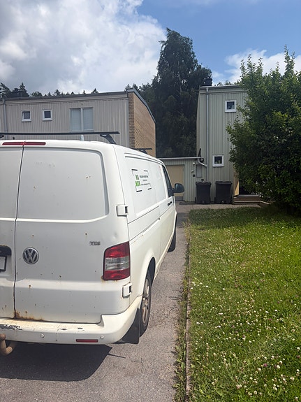 Volkswagen Transporter 2 of 3
