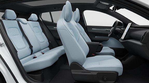 Volvo EX30 15 of 26