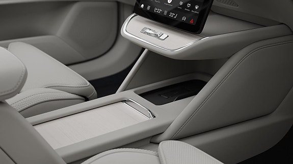 Volvo ES90 25 of 30