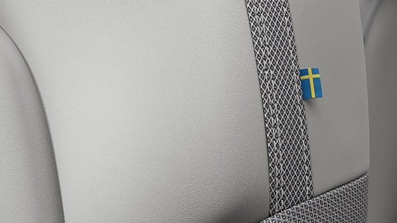 Volvo EC40 27 of 27