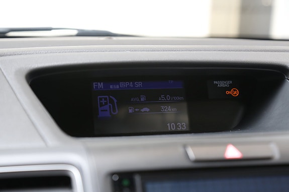 Honda CR-V 18 of 29
