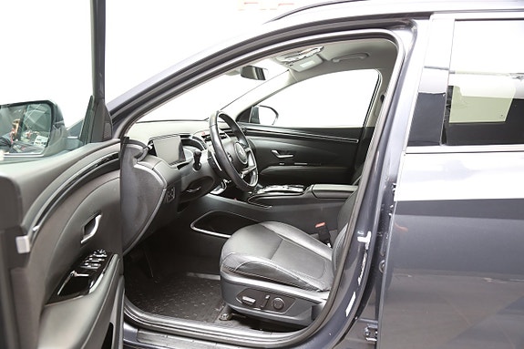 Hyundai Tucson 9 of 30