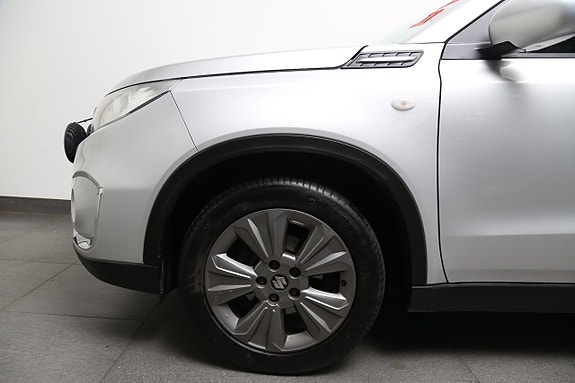 Suzuki Vitara 6 of 26