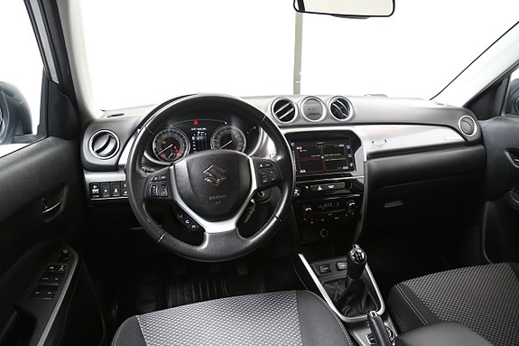 Suzuki Vitara 12 of 26