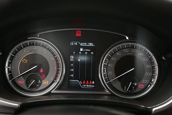 Suzuki Vitara 17 of 26