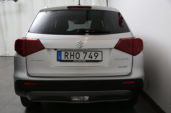 Suzuki Vitara 26 of 26