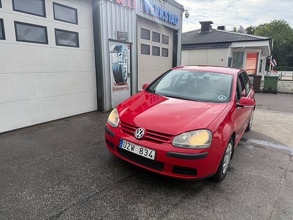 Volkswagen Golf V 4 of 7
