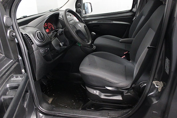 Peugeot Bipper 9 of 14
