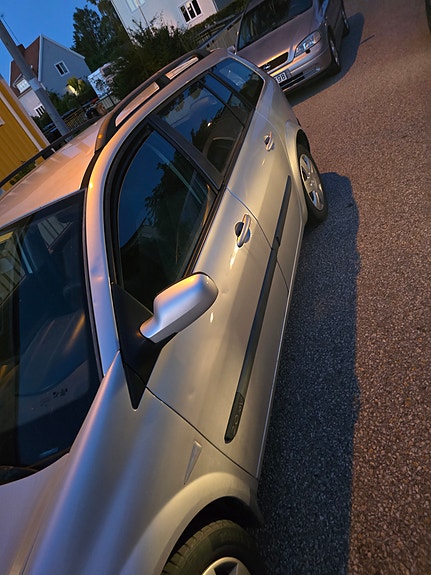 Renault Megane II 3 of 4