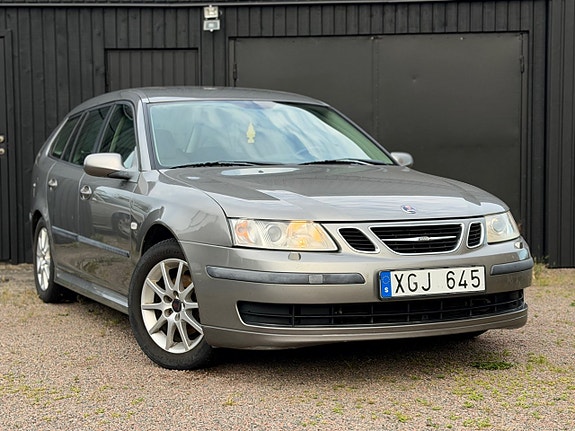 Saab 9-3 2 of 5