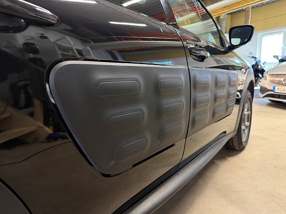 Citroen C4 Cactus 11 of 18