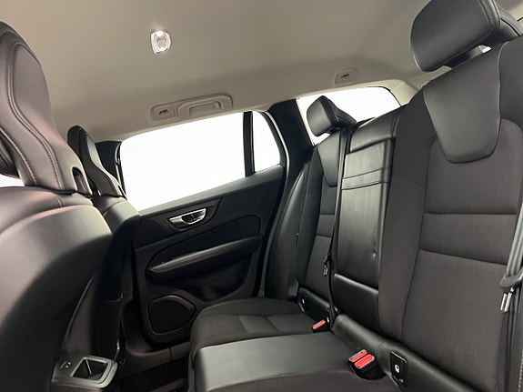 Volvo V60 27 of 30