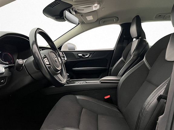 Volvo V60 10 of 30