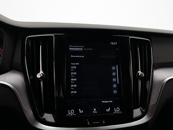 Volvo V60 22 of 30