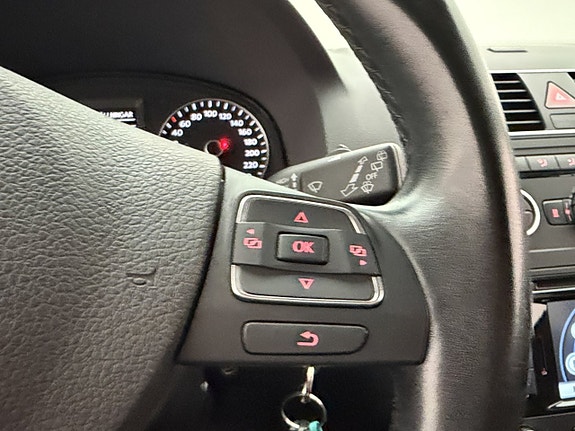 Volkswagen Touran 14 of 29