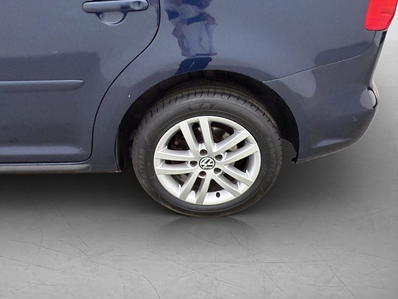 Volkswagen Touran 27 of 29