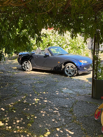 Mazda MX-5 2 of 9