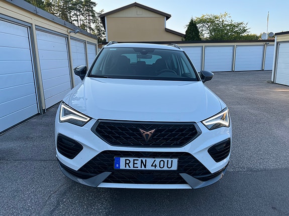 Cupra Ateca 2 of 4