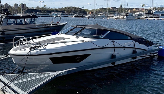 Grandezza 25S / MerCruiser 350 hk / 2019 / Vi tar inbyte 5 of 5