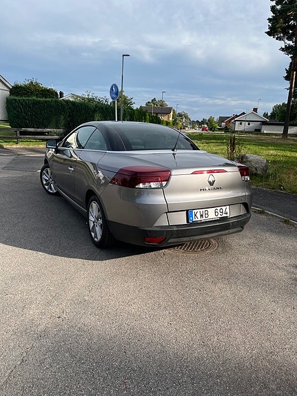 Renault Megane III 4 of 5