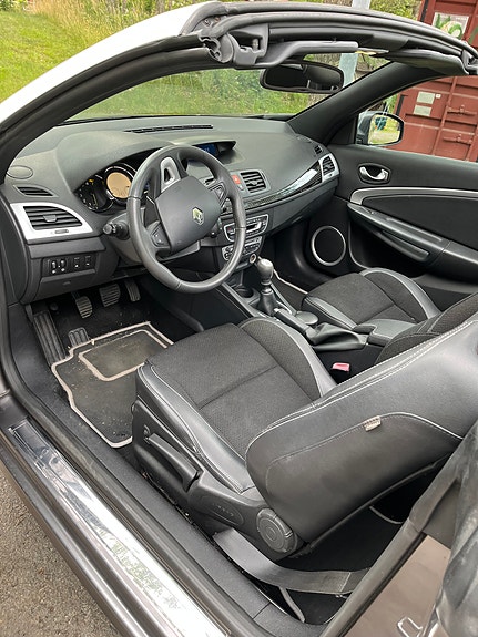Renault Megane III 5 of 5