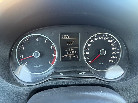 Volkswagen Polo 7 of 14