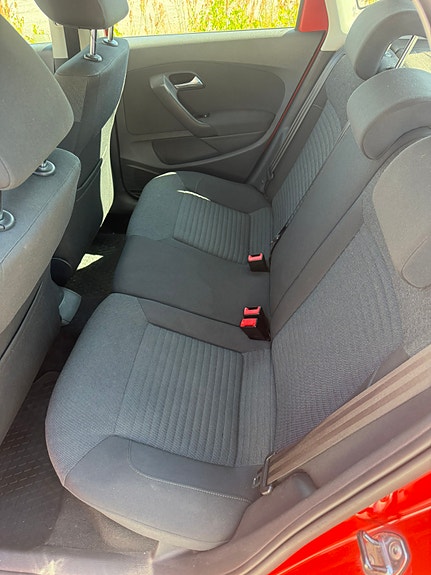 Volkswagen Polo 13 of 14