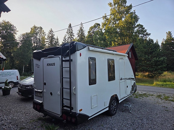 Knaus W05 480 QL Sport & Fun Black Edition 2022 | Solceller | Inverter Specialanpassad med lastramp för MC/rullstol 4 of 20