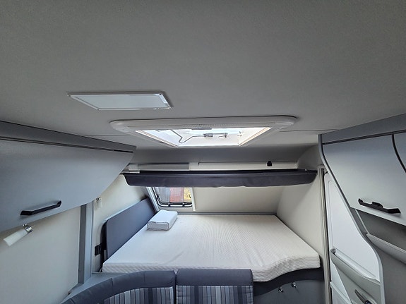 Knaus W05 480 QL Sport & Fun Black Edition 2022 | Solceller | Inverter Specialanpassad med lastramp för MC/rullstol 17 of 20