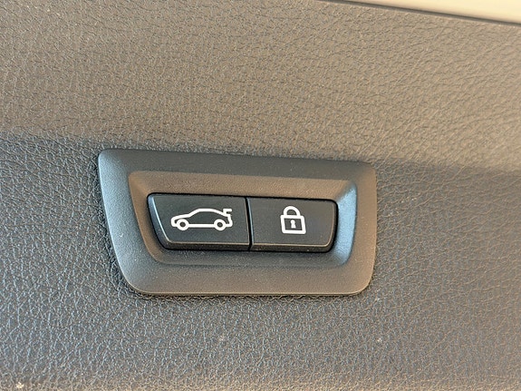 BMW 218i 17 of 20