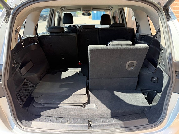 BMW 218i 19 of 20