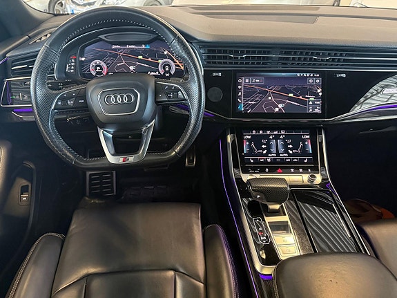 Audi Q8 9 of 27