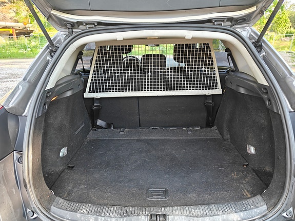 Renault Megane III 7 of 10