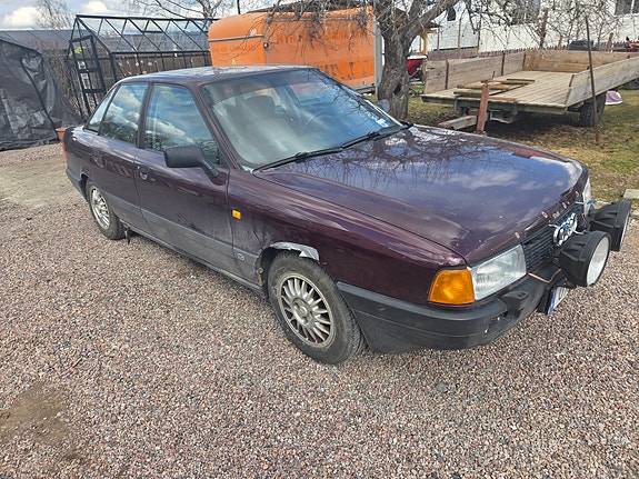 Audi 80 2 of 5